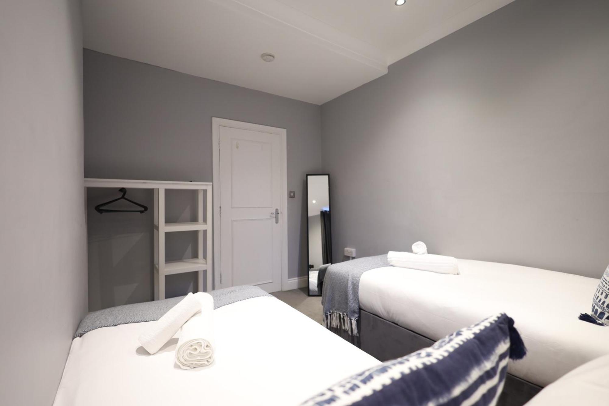 Lovely 3Br Garden Apartment L Abbey Road, ลอนดอน ภายนอก รูปภาพ